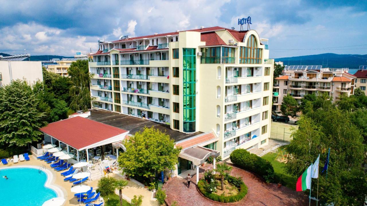 Perla Plaza Hotel Primorsko Exterior photo